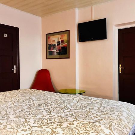 Maria Hostel Valga Exterior photo